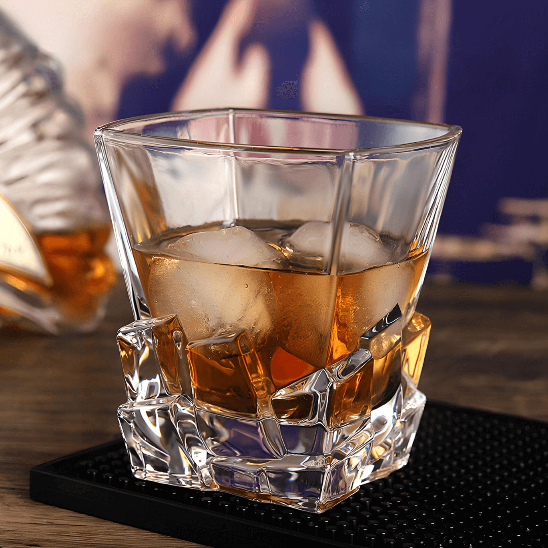 Japonský krystalový whiskey pohár Iwa
